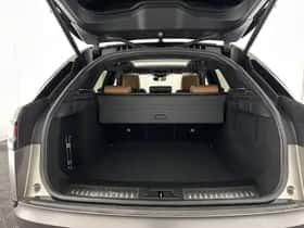 Land Rover Range Rover Velar (2018) thumbnail 12