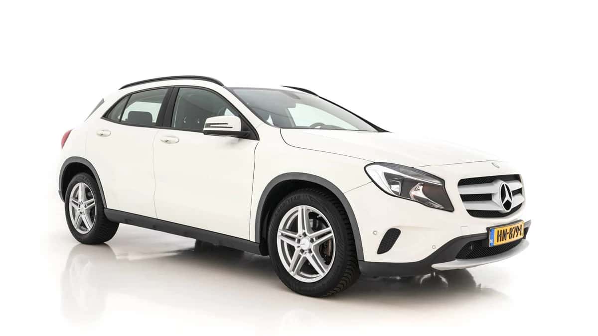 Mercedes-Benz GLA — foto 1