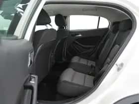 Mercedes-Benz GLA thumbnail 11