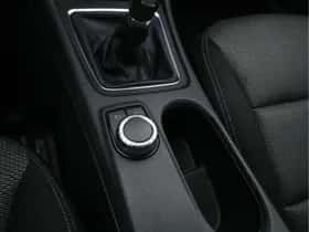 Mercedes-Benz GLA thumbnail 14