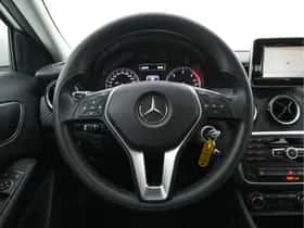Mercedes-Benz GLA (2014) thumbnail 20