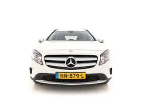 Mercedes-Benz GLA (2014) thumbnail 3