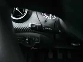 Mercedes-Benz GLA thumbnail 21