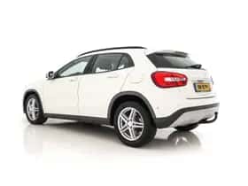 Mercedes-Benz GLA thumbnail 5