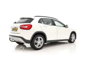 Mercedes-Benz GLA (2014) thumbnail 7