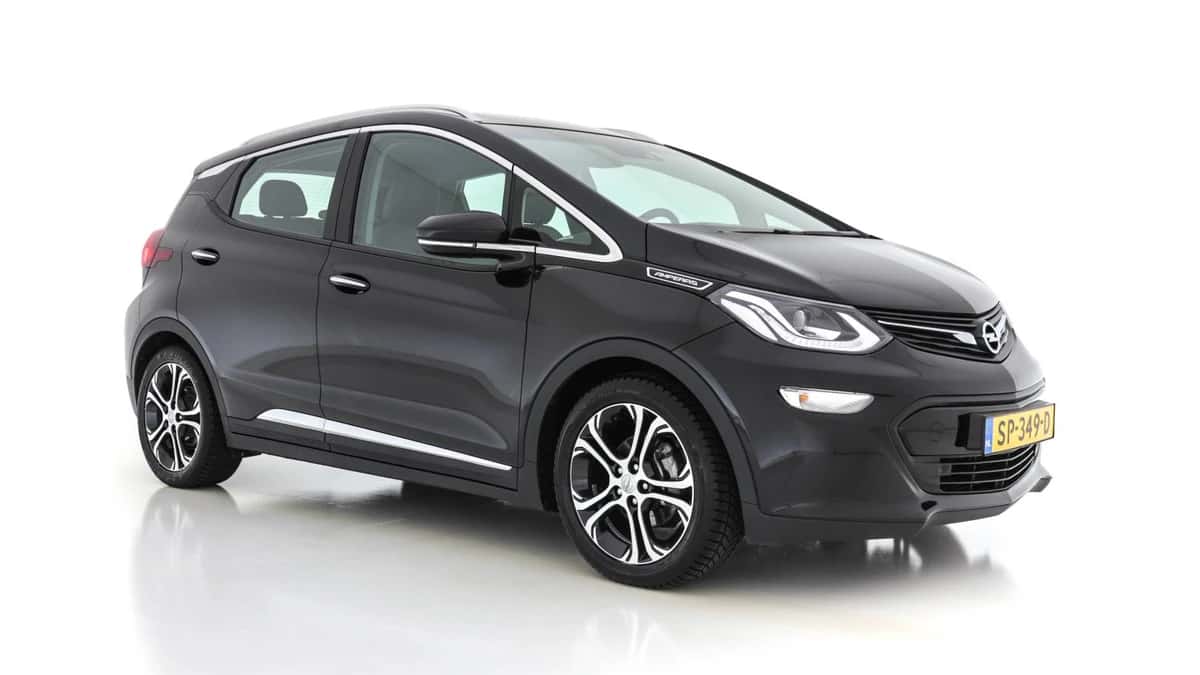 Opel Ampera — foto 1