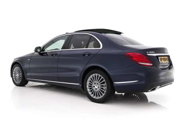 Mercedes-Benz C-Klasse (2015) thumbnail 5