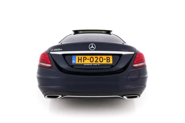 Mercedes-Benz C-Klasse (2015) thumbnail 6