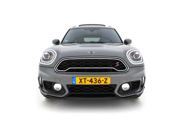 MINI Countryman (2019) thumbnail 3