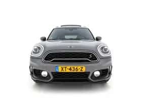 MINI Countryman (2019) thumbnail 3