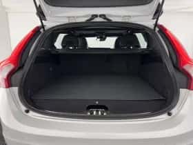 Volvo V60 (2016) thumbnail 12