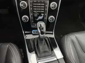 Volvo V60 (2016) thumbnail 17