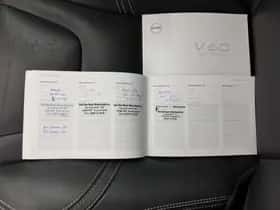 Volvo V60 (2016) thumbnail 28