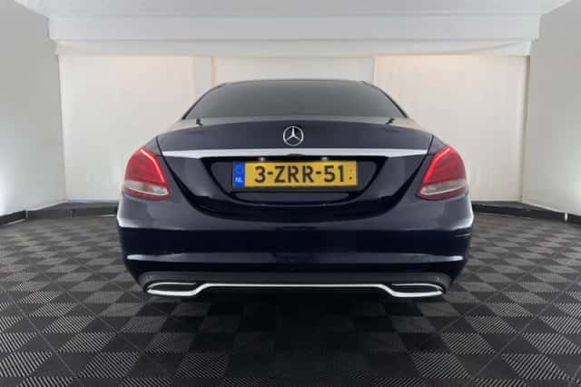 Mercedes-Benz C-Klasse (2015) thumbnail 5
