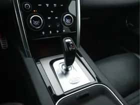 Land Rover Discovery Sport (2021) thumbnail 14