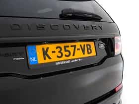 Land Rover Discovery Sport (2021) thumbnail 32
