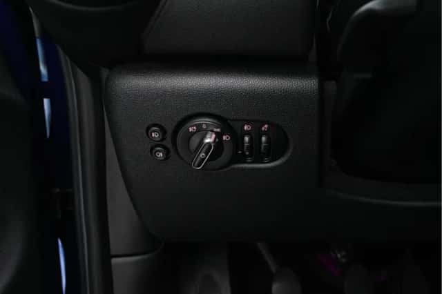 MINI Cooper (2019) thumbnail 23
