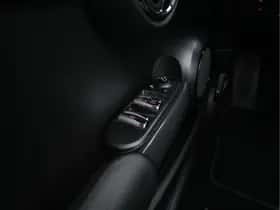 MINI Cooper (2019) thumbnail 24