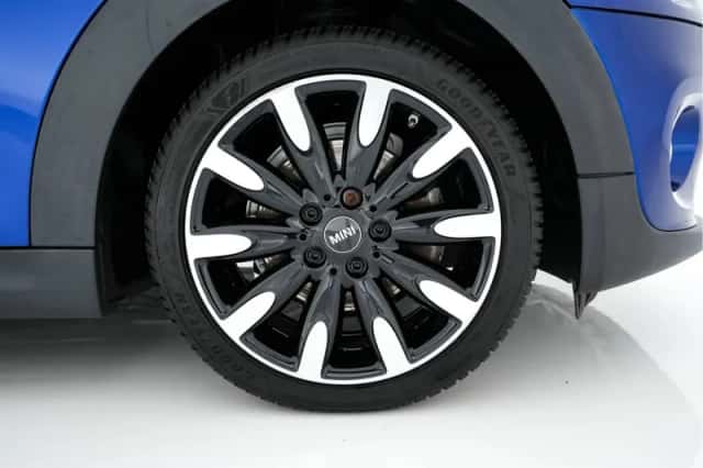 MINI Cooper (2019) thumbnail 25