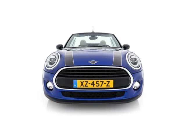 MINI Cooper (2019) thumbnail 4
