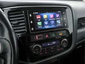 Mitsubishi Outlander (2018) thumbnail 15