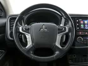 Mitsubishi Outlander (2018) thumbnail 18