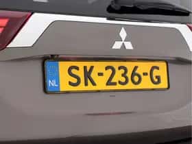 Mitsubishi Outlander (2018) thumbnail 24