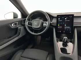 Polestar 2 (2020) thumbnail 8