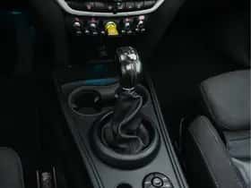 MINI Countryman (2018) thumbnail 15