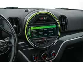 MINI Countryman (2018) thumbnail 19