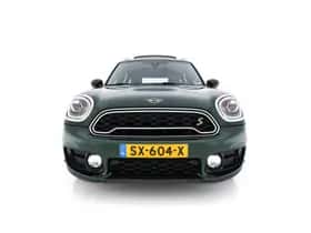 MINI Countryman (2018) thumbnail 3
