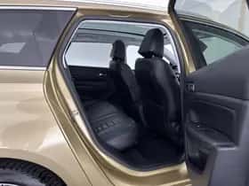 Peugeot 308 (2018) thumbnail 12