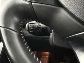 Peugeot 308 (2018) thumbnail 22