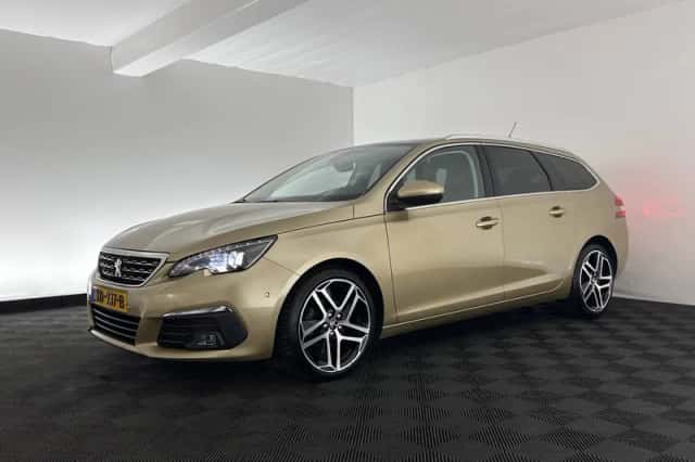 Peugeot 308 (2018) thumbnail 4