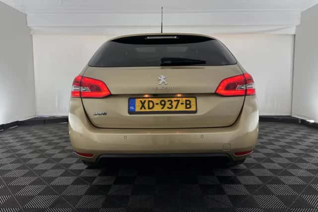Peugeot 308 (2018) thumbnail 6