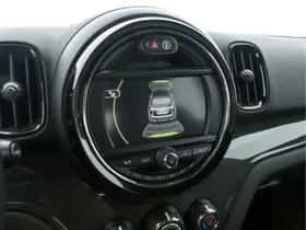 MINI Countryman (2017) thumbnail 16