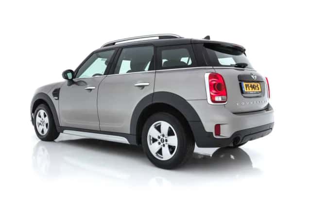 MINI Countryman (2017) thumbnail 5