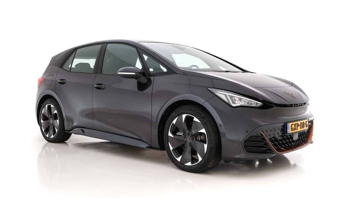 CUPRA Born (2023) — foto 1