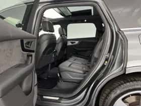 Audi Q7 (2016) thumbnail 10
