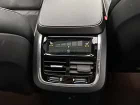 Volvo XC90 (2021) thumbnail 23