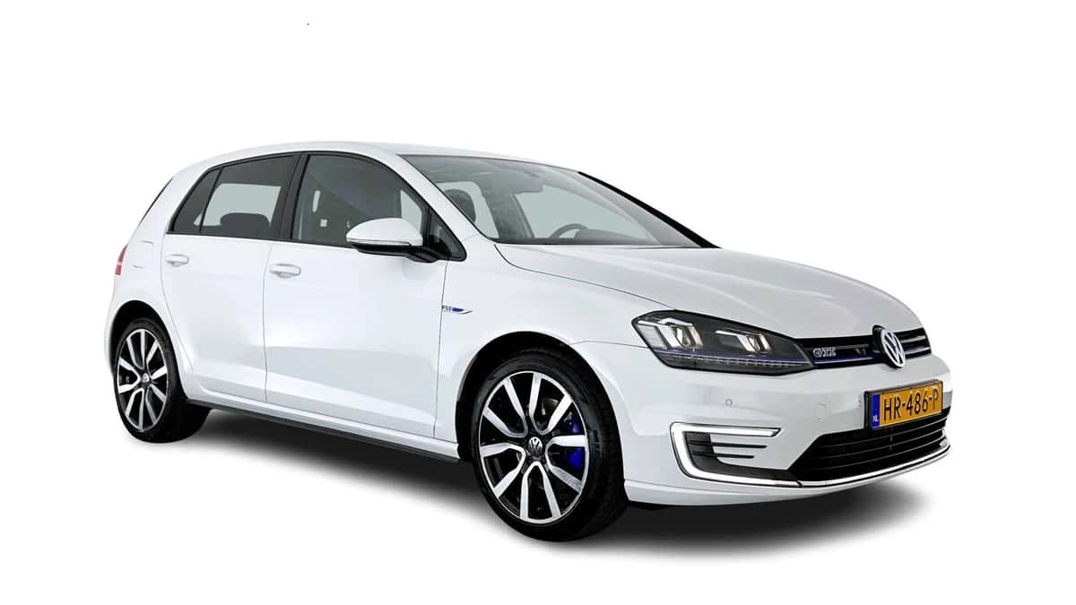 Volkswagen Golf (2015) — foto 1