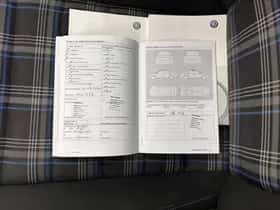 Volkswagen Golf (2015) thumbnail 35