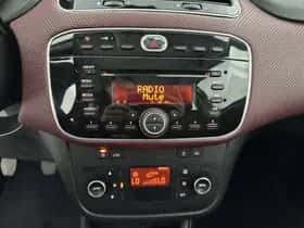 Fiat Punto (2010) thumbnail 13