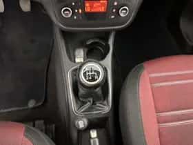 Fiat Punto (2010) thumbnail 14