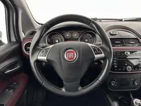 Fiat Punto (2010) thumbnail 15