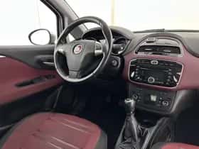 Fiat Punto (2010) thumbnail 8