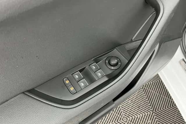 Škoda Superb (2019) thumbnail 24