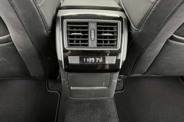 Škoda Superb (2019) thumbnail 25