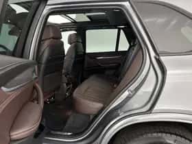 BMW X5 (2015) thumbnail 11