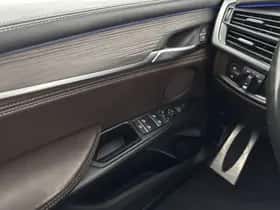 BMW X5 (2015) thumbnail 26